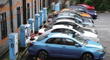 電動汽車充電接口新標準發(fā)布 邁向統(tǒng)一與高效之路